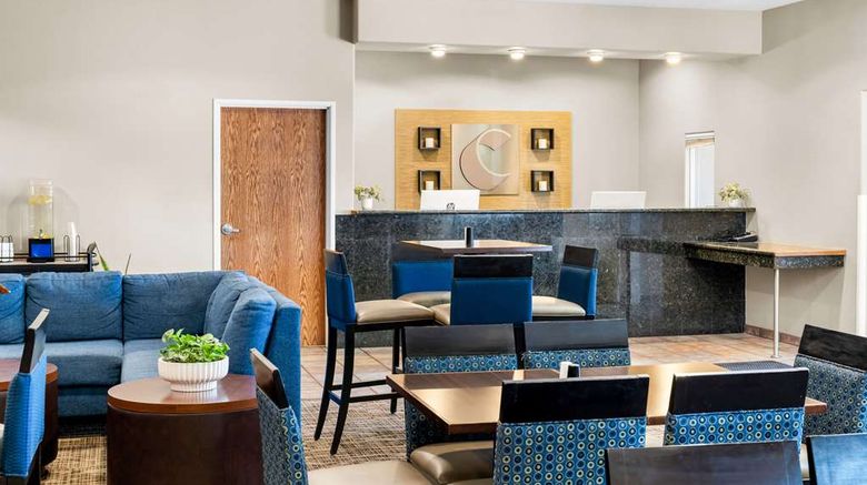 <b>Comfort Inn and Suites Riverton Lobby</b>. Images powered by <a href="https://iceportal.shijigroup.com/" title="IcePortal" target="_blank">IcePortal</a>.