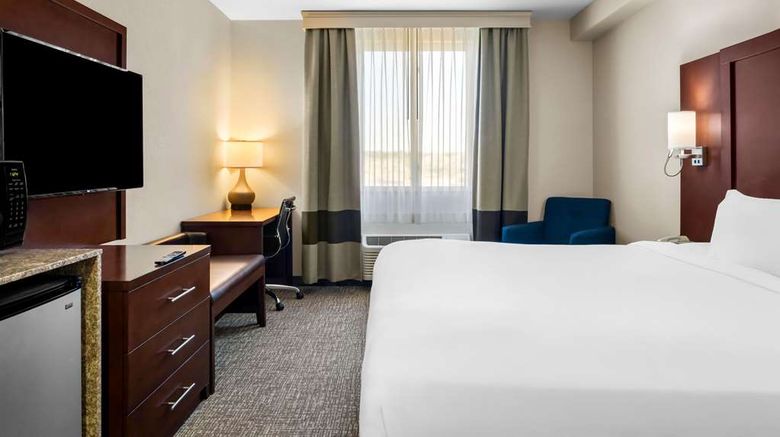 <b>Comfort Inn and Suites Riverton Room</b>. Images powered by <a href="https://iceportal.shijigroup.com/" title="IcePortal" target="_blank">IcePortal</a>.