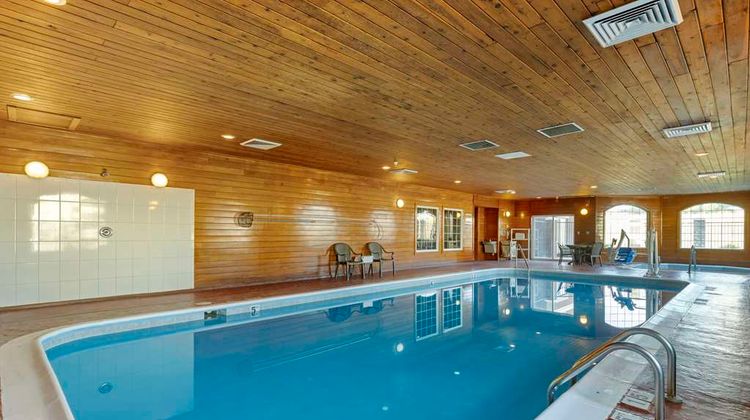Comfort Inn & Suites Pool