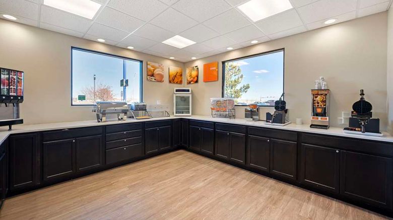 <b>Comfort Inn and Suites Rawlins Restaurant</b>. Images powered by <a href="https://iceportal.shijigroup.com/" title="IcePortal" target="_blank">IcePortal</a>.