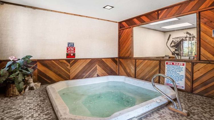 Rodeway Inn Pronghorn Lodge Pool