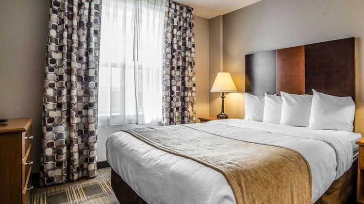 MainStay Suites Suite