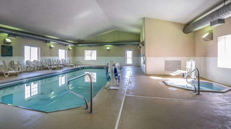 MainStay Suites Pool