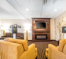 Sleep Inn and Suites Douglas Lobby