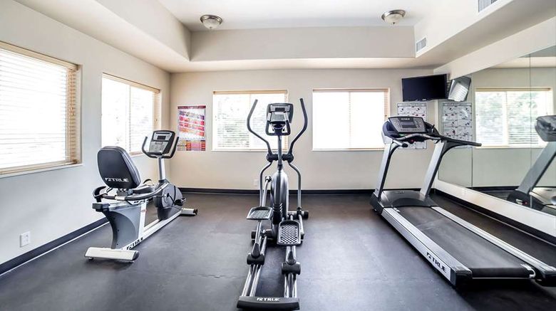 <b>Sleep Inn and Suites Douglas Health</b>. Images powered by <a href="https://iceportal.shijigroup.com/" title="IcePortal" target="_blank">IcePortal</a>.