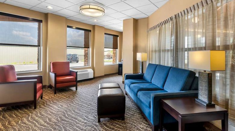 <b>Comfort Inn & Suites Laramie Lobby</b>. Images powered by <a href="https://iceportal.shijigroup.com/" title="IcePortal" target="_blank">IcePortal</a>.