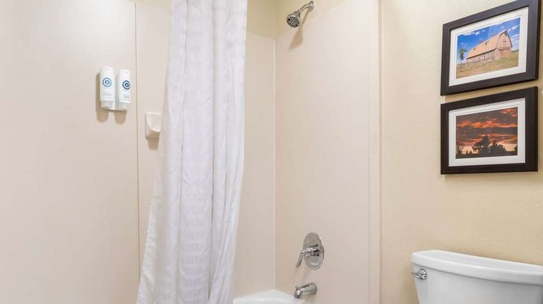 <b>Comfort Inn & Suites Laramie Room</b>. Images powered by <a href="https://iceportal.shijigroup.com/" title="IcePortal" target="_blank">IcePortal</a>.