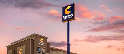 Comfort Inn & Suites Exterior
