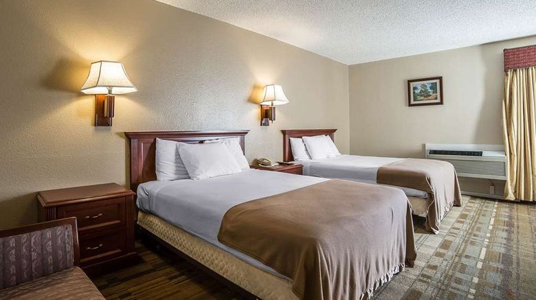 <b>Rodeway Inn Room</b>. Images powered by <a href="https://iceportal.shijigroup.com/" title="IcePortal" target="_blank">IcePortal</a>.