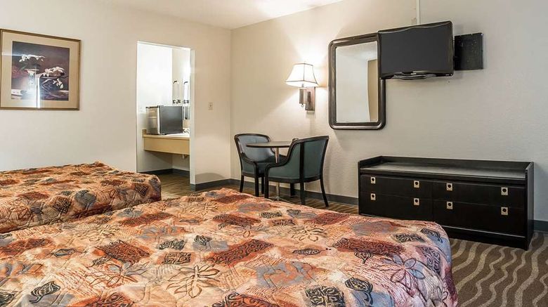 <b>Rodeway Inn Room</b>. Images powered by <a href="https://iceportal.shijigroup.com/" title="IcePortal" target="_blank">IcePortal</a>.