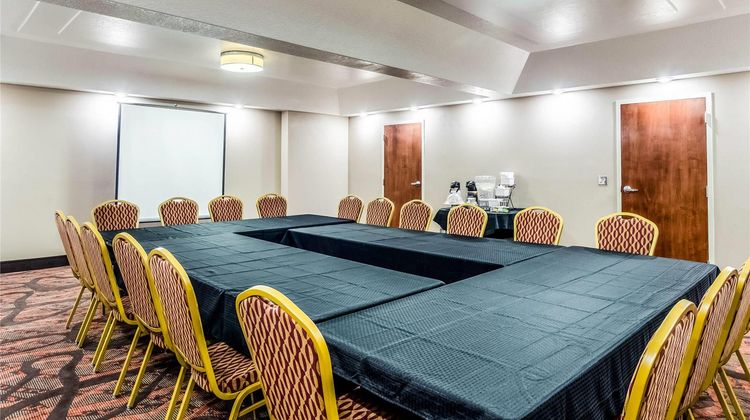 Quality Inn Meeting