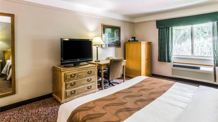 Quality Inn Room