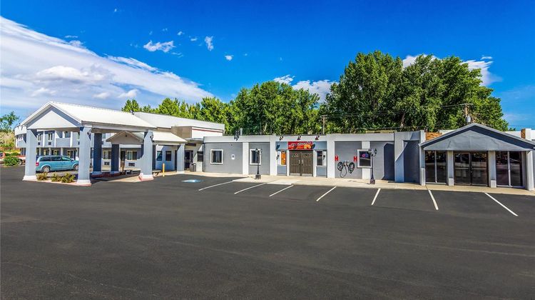 Quality Inn Exterior