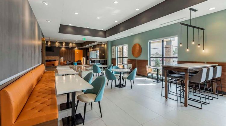 Comfort Suites Restaurant