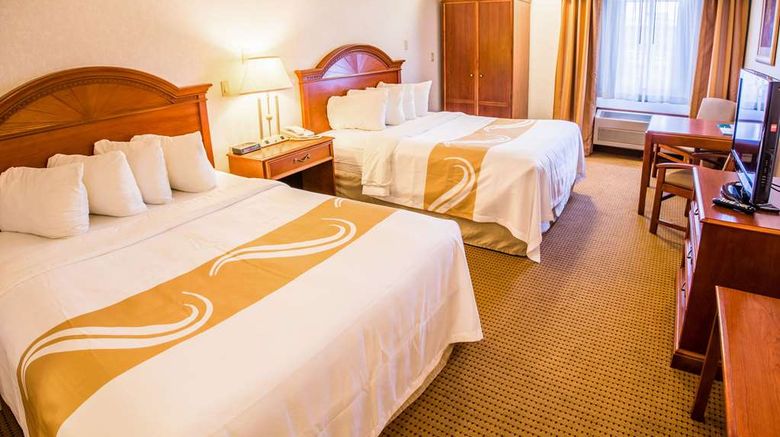 <b>Quality Inn & Suites Laramie Room</b>. Images powered by <a href="https://iceportal.shijigroup.com/" title="IcePortal" target="_blank">IcePortal</a>.