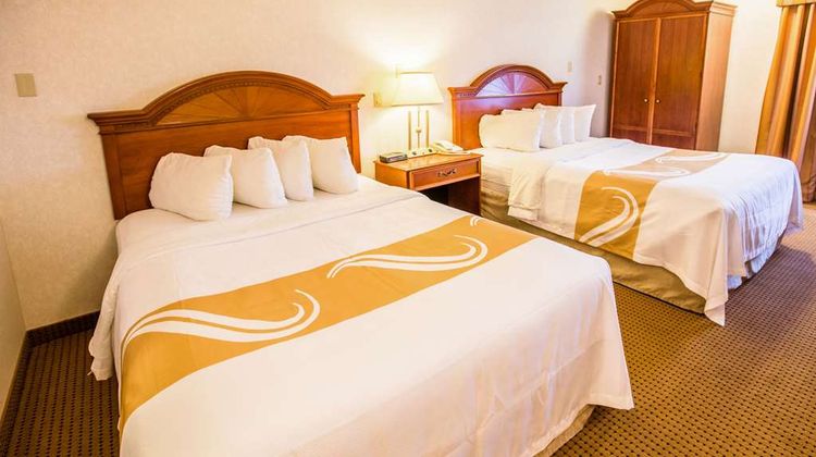 Quality Inn and Suites University Room