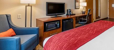 Comfort Inn La Porte Room
