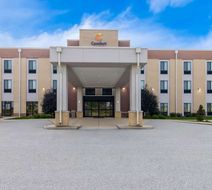 Comfort Suites Rensselaer Exterior