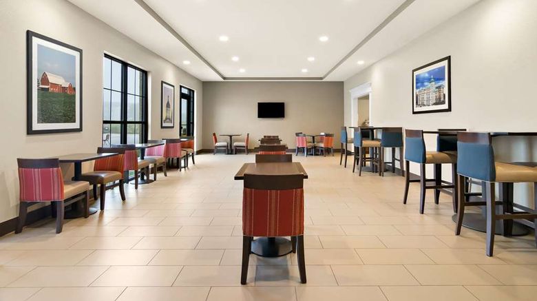 <b>Comfort Suites Rensselaer Restaurant</b>. Images powered by <a href="https://iceportal.shijigroup.com/" title="IcePortal" target="_blank">IcePortal</a>.