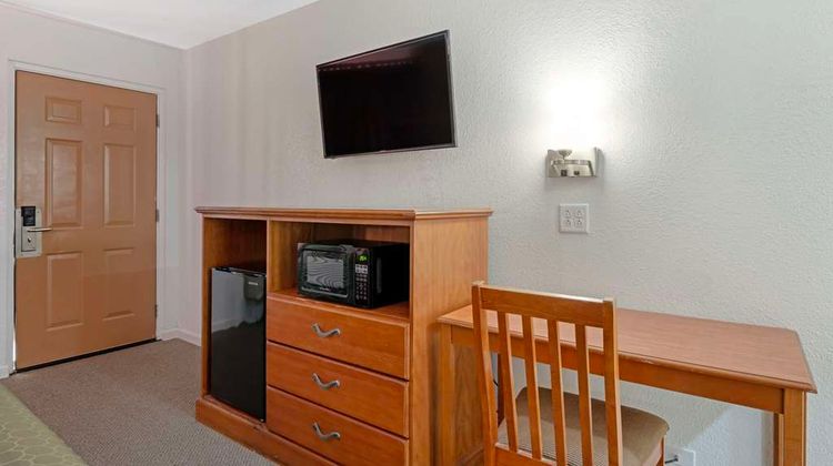 Rodeway Inn Terre Haute Room