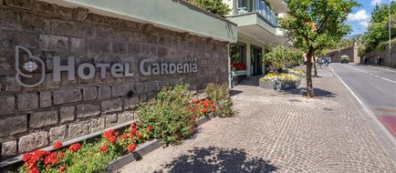 Gardenia Sorrento Coast Exterior