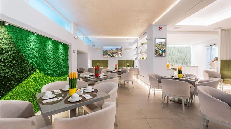 <b>Gardenia Sorrento Coast Restaurant</b>. Images powered by <a href="https://iceportal.shijigroup.com/" title="IcePortal" target="_blank">IcePortal</a>.