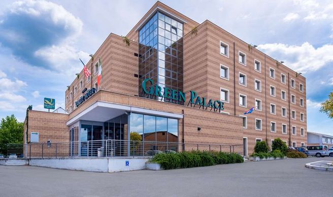 Quality Hotel Green Palace Exterior