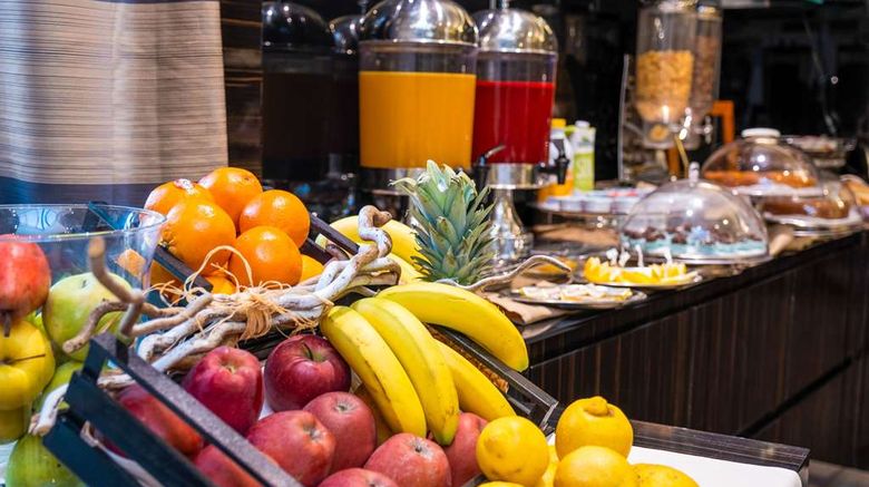 <b>Quality Hotel Green Palace Restaurant</b>. Images powered by <a href="https://iceportal.shijigroup.com/" title="IcePortal" target="_blank">IcePortal</a>.