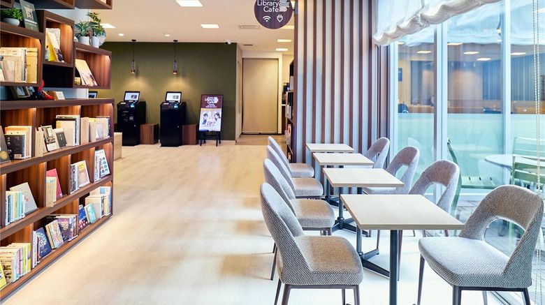 <b>Comfort Hotel Gifu Lobby</b>. Images powered by <a href="https://iceportal.shijigroup.com/" title="IcePortal" target="_blank">IcePortal</a>.