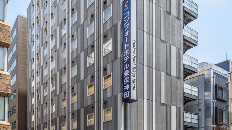 Comfort Hotel Tokyo Kanda Exterior