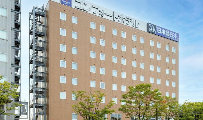 Comfort Hotel Tsubamesanjo Exterior