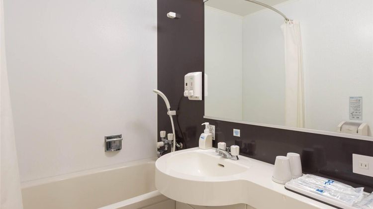Comfort Hotel Naha Prefectural Room