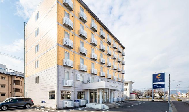 Comfort Inn Yokaichi Exterior