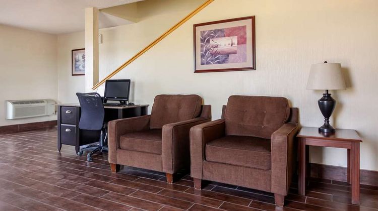 Quality Inn Lobby