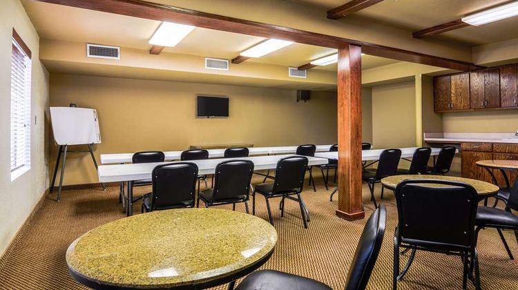 Quality Inn and Suites Winfield Meeting