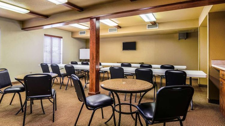 Quality Inn and Suites Winfield Meeting