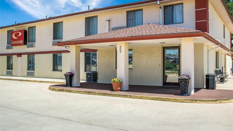 Econo Lodge Lansing Leavenworth Exterior