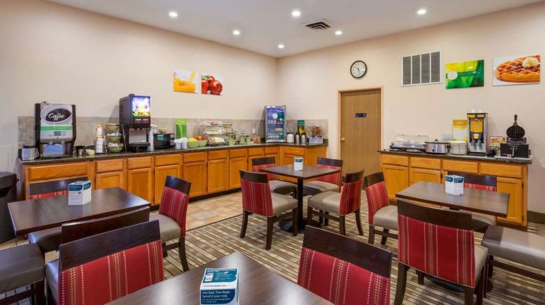<b>Quality Inn I-70 Near Kansas Speedway Restaurant</b>. Images powered by <a href="https://iceportal.shijigroup.com/" title="IcePortal" target="_blank">IcePortal</a>.