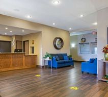 Comfort Inn And Suites Pittsburg Lobby