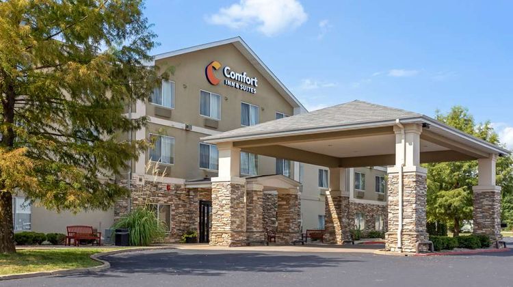 Comfort Inn And Suites Pittsburg Exterior