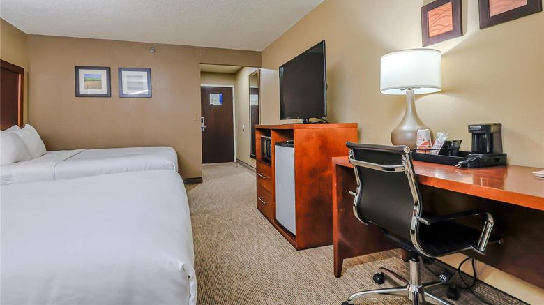 <b>Comfort Inn Ottawa Room</b>. Images powered by <a href="https://iceportal.shijigroup.com/" title="IcePortal" target="_blank">IcePortal</a>.