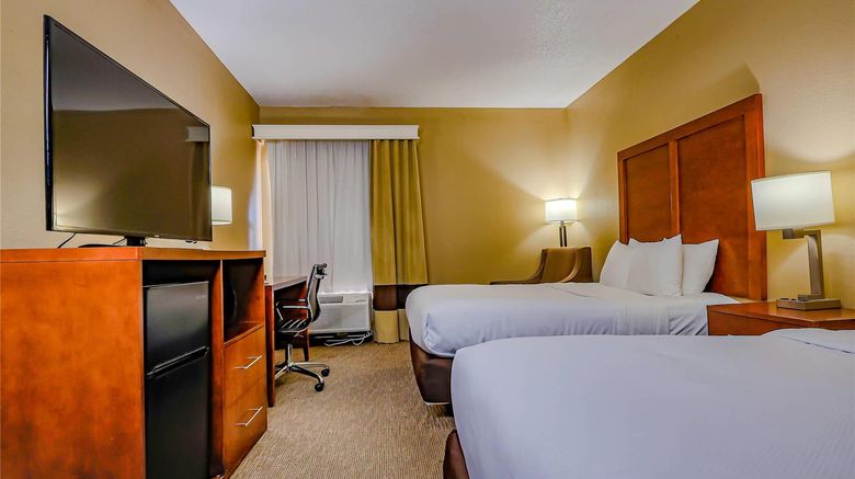 <b>Comfort Inn Ottawa Room</b>. Images powered by <a href="https://iceportal.shijigroup.com/" title="IcePortal" target="_blank">IcePortal</a>.