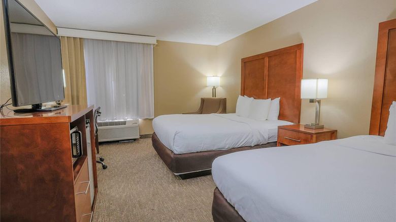 <b>Comfort Inn Ottawa Room</b>. Images powered by <a href="https://iceportal.shijigroup.com/" title="IcePortal" target="_blank">IcePortal</a>.