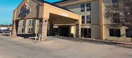 Comfort Inn Ottawa Exterior