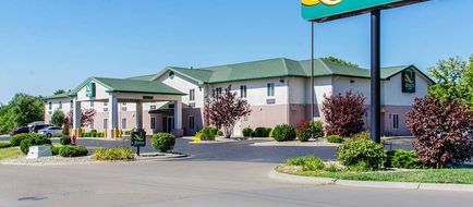 Quality Inn near Fort Riley Exterior