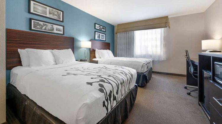 Sleep Inn And Suites Hays Room