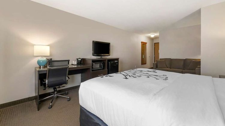 Sleep Inn And Suites Hays Suite