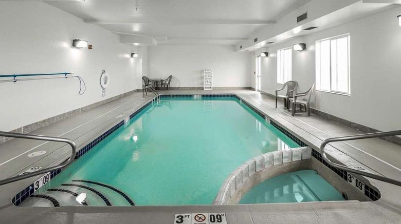 <b>Rodeway Inn & Suites Salina Pool</b>. Images powered by <a href="https://iceportal.shijigroup.com/" title="IcePortal" target="_blank">IcePortal</a>.