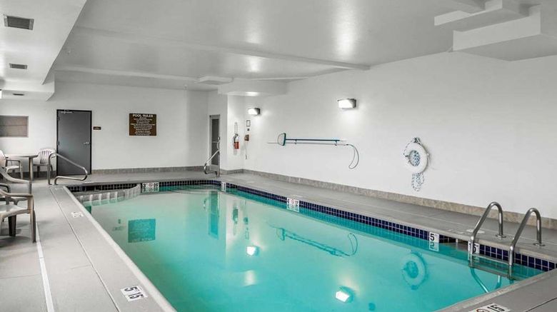 <b>Rodeway Inn & Suites Salina Pool</b>. Images powered by <a href="https://iceportal.shijigroup.com/" title="IcePortal" target="_blank">IcePortal</a>.