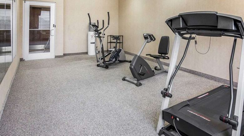 <b>Rodeway Inn & Suites Salina Health</b>. Images powered by <a href="https://iceportal.shijigroup.com/" title="IcePortal" target="_blank">IcePortal</a>.